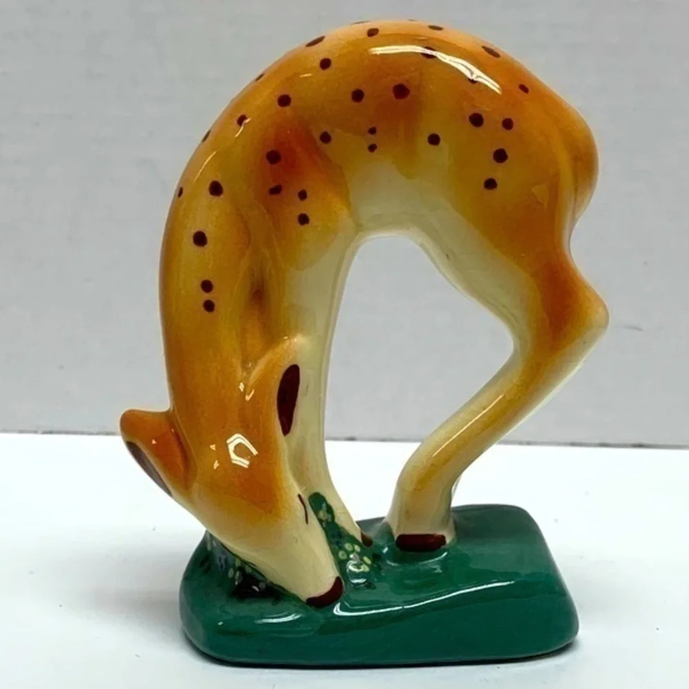 Vintage Simmons of California Fawn Figurine